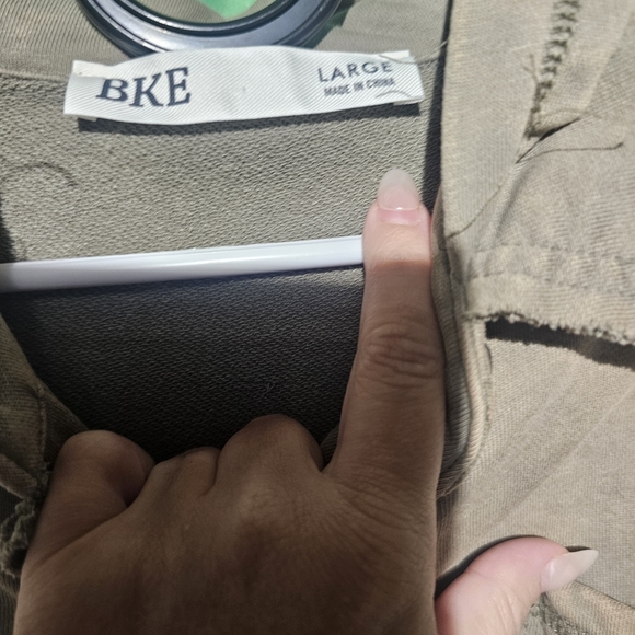 BKE Large Women's Mineral Wash Jacket with Mesh Detail 28 PTP - Picture 2 of 4